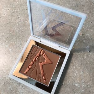 MAC Cosmetics Riri Hearts MAC Love Rihanna Bronzer